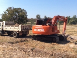 **ปรับราคาด่วน (เลิกกิจการ) HITACHI EX 100-2 เครื่องเดิม isuzu 4bd1-115 เก่านอก3ปี 650,000 ด่วน!!!