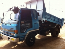 ขายดัมพ์ร็อกกี้ เครื่อง195 hp ดัมพ์ต่อใหม่ ขายสด-ผ่อน จัดได้ประมาณ 400,000+450,000 บาท