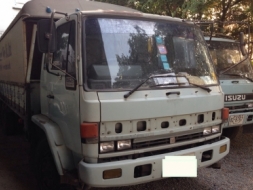 ขายรถ 6 ล้อ อีซูซุ ร็อคกี้ FTR กระบะ ยาว7.2 เมตรเครื่อง195 แรงม้า สนใจติดต่อ 089-8914921 คุณตุ๊ก