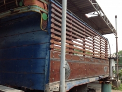 กระบะไม้ฮีโน่f18