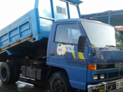 ISUZU NPR ดั้มสามมิตร รถประกอบ เครื่อง 4BE1-110 แรง ช่วงล่างเดิม เครื่องดี คัสซีสวยๆ ทะเบียนพร้อมโอน