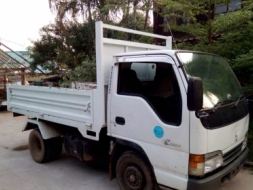 รถดั้มNKR 66เครื่อง4HF1. 120แรงรถนอกไม่มีทะเบียนในไทยครับ