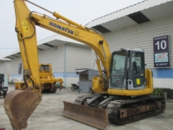 ขายครับ Komatsu PC128US-2E1 เก่านอกแท้ๆครับ นำเข้ามาเพื่อขาย ติดต่อ 098-246-3778 น๊อค