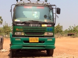 ขายด่วน รถสิบล้อหัวลาก ISUZU DEGA 320 พร้อมใช้งาน เอกสารพร้อม