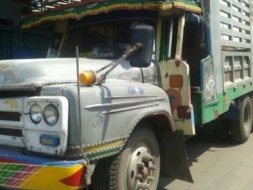 ขาย10ล้อหน้ายาวเพลาเดียว รถวิ่งล่อง ยางเต็ม กระบะสวย