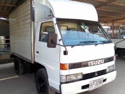 4 ล้อบรรทุก *ตู้เย็น สแตนเลส* ISUZU NKR 88 แรงม้า * ยาว 3.20 ม. * รถสวยเดิม+สวยจริง+สภาพพร้อมใ