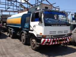 รถแทงค์ 12 ล้อ หัว นิสสัน BIG THUMB เครื่อง 6WA-1 เพลาเดียว แทงค์เหล็ก ใส่ได้ ประมาณ 16 ตัน รถวิ่งน้