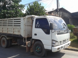 6 ดั้ม 150 แรงม้า รถห้างแท้ เดิมๆ พร้อมใช้งาน เล่มพร้อม...ติดมือ