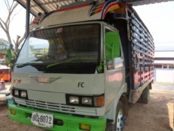 ขายถูกๆๆ ครับ HINO FC รถ 6 ล้อ พร้อมคอกลากข้าว ราคาต่อรองได้ ติดต่อช่างหมึก 087- 5262494 และ 094-74