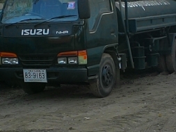 ขายด่วน รถ 6 ล้อ ISUZU NHR รถดูดส้วม สภาพพร้อมใช้งาน ราคากันเอง โทร สุชาติ 061-4039868