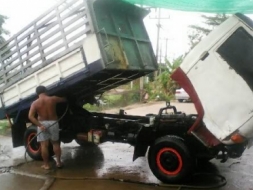 HINO KM777 ดั้ม เกษตร F หลัง มีสโลว์ เครื่อง WO4D-117 แรง หัวบาง ยาง 8.25-16 คัสซีสวย เล่มทะเบียน