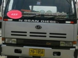 ขายด่วนรถบรรทุกสิบล้อหัวลาก นิสสัน UD320