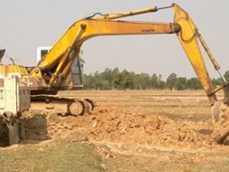 ขายแบคโฮ PC200