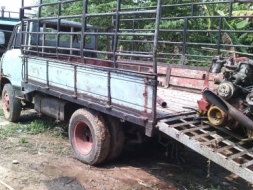 ขายรถหกล้อโตโยต้าวางเครื่องอีซูสุ100แรงราคา65000บาท