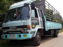 6ล้ออีซูชุล๊อคกี้ ยาว6.50เมตร เบครทิฟฟี่ พวงมาลัยพาวเวอร์ เครื่อง175 ทะเบียนพร้อมโอน