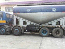 รถปูนกล้วยหอม