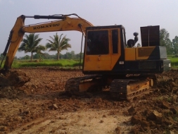ขาย Komatsu PC 100 รุ่น 3 ราคา 390,000 บาท ต่อรองได้เจ้าของขายเอง