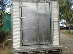 ขายตู้ห้องเย็นต่ออู่ป. การช่าง(แม่กลอง) ยาว7.20เมตร 210,000บาทส่งได้ครับ