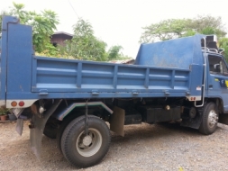 ขายรถดั้ม6ล้อ izusu npr115ห้างแท้สภาพดี