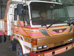 ขาย 6 ล้อดั้ม HINO เครื่อง HO7D 195 แรง