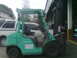 ขายรถ mitsubishi grandia 2.5ton ดีเซล เสา4เมตร