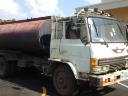 ขายรถสิบล้อFM177เครือง175แรง2เพลารถบรรทุกนํ้า16000ลิตร