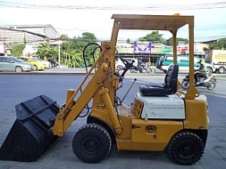 ขายรถตักโตโยต้า 700 กิโล มีบุ๋งกี เครื่องเบนซิน ยางตันใหม่ พวงมาลัยเพาเว่อร์ สีเดิมจากนอก นำเข้า