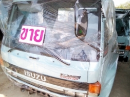 * ขาย * หัวเก๋ง ISUZU ROCKY สวย ๆ ภายในครบ ระบบไฟพร้อม สภาพพร้อมใช้งาน / ใส่ 10 ล้อ