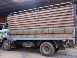 ขายรถบรรทุก 6 ล้อ KM ดั้มเกษตร