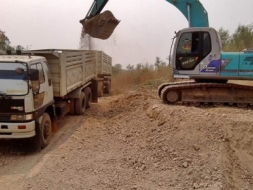 ขายรถพ่วงแม่ลูก hino fm1m เกียร์อีตั้นไดร์ +สโล เครื่องดี แชสซีสวย 1380000 โทร 0856059137