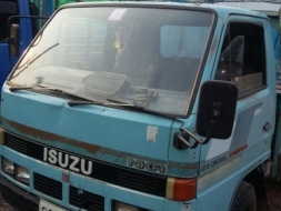 สี่ล้อ อีซูชุ NKR88แรงห้างแท้ เกียร์สั้น สภาพดีสวยเดิมจริง พร้อมใช้งาน ทะเบียนพร้อมโอน