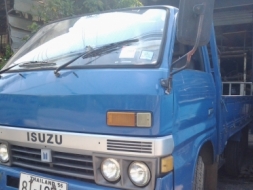 รถอีซูซุ4ล้อกลาง เครื่อง 110 แรงม้า สภาพพร้อมใช้งาน