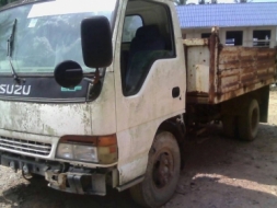 หกล้อ อีชุชูNPR130แรง&NPR120แรง(รถ2คันนอกนำเข้า) สภาพใช้งานประจำ {บริการรับส่งถึงบ้าน ครับ}