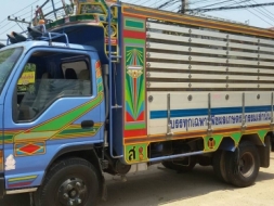 ขาย6 ล้อ NPR7 ดั้ม สวยๆ กระบะมิเนียม เครื่อง130 แรงม้า