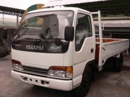 ขาย รถบรรทุก isuzu 4 ล้อ