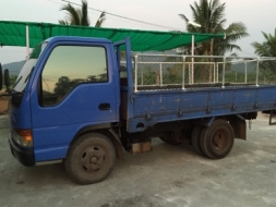 ขายด่วน ขายสี่ล้อป้ายเล็ก 130แรง ใส่เป็นหกล้อได้ สภาพดี เครื่องดีไม่มีไอ เกียดีไม่มีหลุด