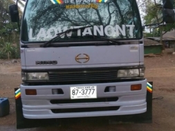ขายหกล้อบ้านสภาพพร้อมใช้งาน Hino เครื่อง Ho 7 C TURBO