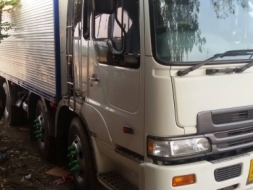 ขายด่วนรถ12ล้อตู้เย็น