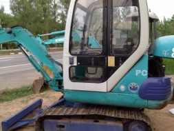 ขายรถแบคโฮ ยี่ห้อ KOMATSU รุ่น PC20-7E(คอนโทรลน้ำมัน) สภาพพร้อมใช้