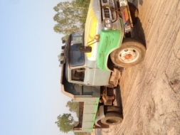 ISUZU TX ราคา 300000 บ โทร 083 1517856