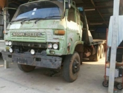 รถเทนเลอร์สิบล้อ 2 เพลา NISSAN UDเครื่องเดิมเกียร์เดิมราคา 475,000 090-772-3710 098-539-6074ยากขาย4