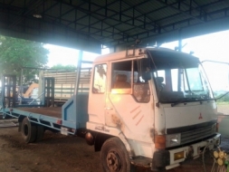 6 ล้อใหญ่ FK415H เครื่อง 6D14 พวงมาลัยเพราเวอร์ กะบะสายไอบีม กะบะยาว 6 เมตร กว้าง 3 เมตร 36 ยาง 8