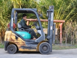 ขายFORKLIFT KOMATSU FG15-18 (1.5ตัน)สวยเดิมจากญี่ปุ่น ยังไม่เคยใช้ในไทย 139,000เท่านั้น!!