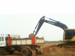 ดั้มท์ EH 100   ตามภาพ ราคา     425,000  บาท