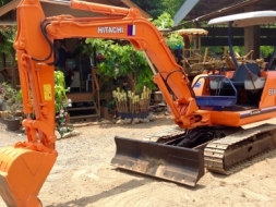 ขายรถแบ็คโฮ HITACHI EX30-2 เครื่อง4สูบ" ปั๊มนิ้วคอนโทลสั้น"(มีลายหัวกระแทรค)(มีVDOชม)ติดต่