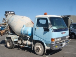 รถโม่ปูน 6 ล้อ HINO FC3H นำเข้ามือสองจากญี่ปุ่น