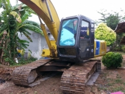็HITACHI EX200-2 รถสวย พร้อมใช้งาน เครื่องดี ปั๊มดี 087-2976734 095-0403929