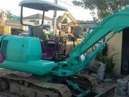 ขายรถแบคโฮ พีชี 30 kumatsu pc 30 รุ่น 7 สภาพดีพร้อมใช้งาน เจ้าของขายเองไม่ผ่านนายหน้า โทร 083-491-3