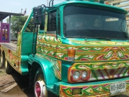 ขาย 10 ล้อเทรลเลอร์ขึ้นแม็คโฮ 200 ได้ครับ HINO เครื่อง EH 700 2 เพลา