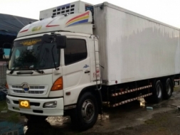 HINO.เมกก้า10ล้อตู้เย็น7,50เมตร.ครัชซีสวยมาก.เครื่องJO8C.มีลิฟต์ท้ายสภาพสวยพร้อมใช้...